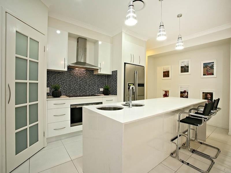 2 River Gum Court LOGANHOLME 4129, Loganholme QLD 4129