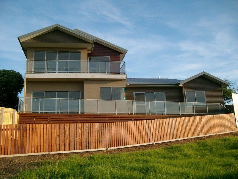 12 Patricia Street BAIRNSDALE 3875, Bairnsdale VIC 3875