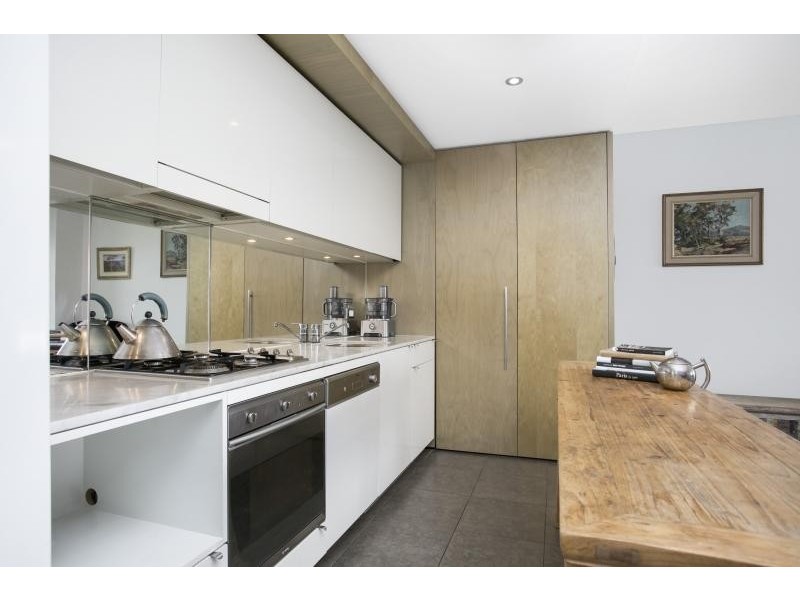 514/7 Sterling Circuit, Camperdown NSW 2050
