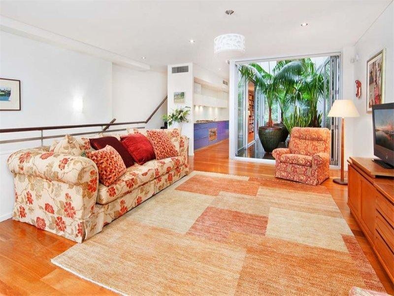 9/9 Sterling  Circuit, Camperdown NSW 2050