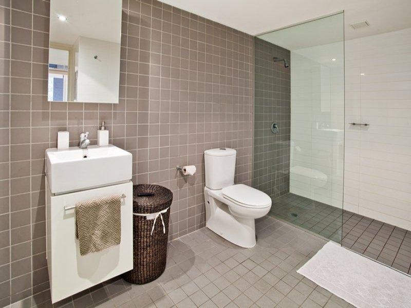 12 Lyons  Road, Camperdown NSW 2050