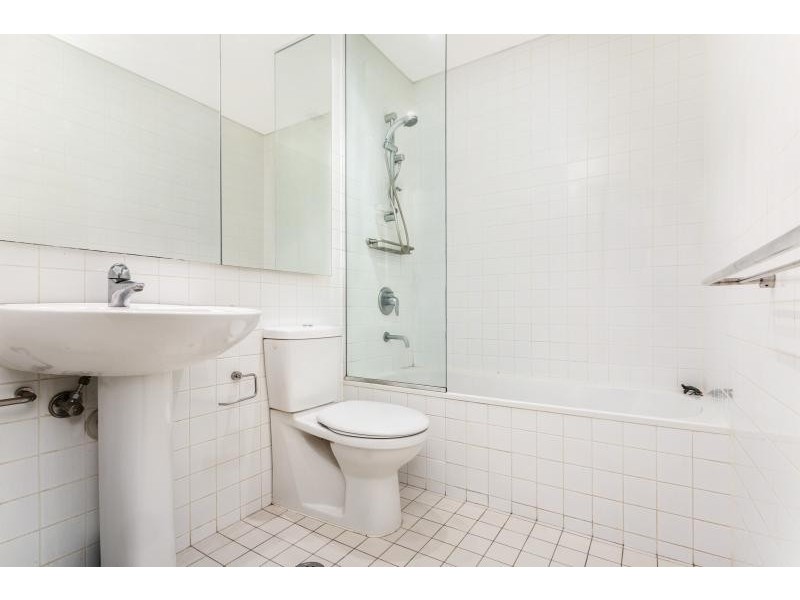 3/20 Pyrmont Bridge  Road, Camperdown NSW 2050