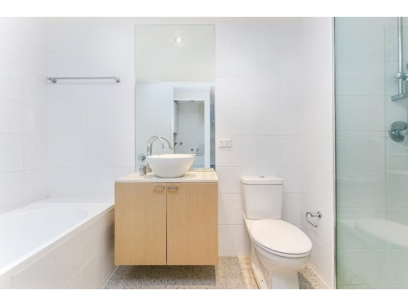 71/4 Alexandra  Drive, Camperdown NSW 2050