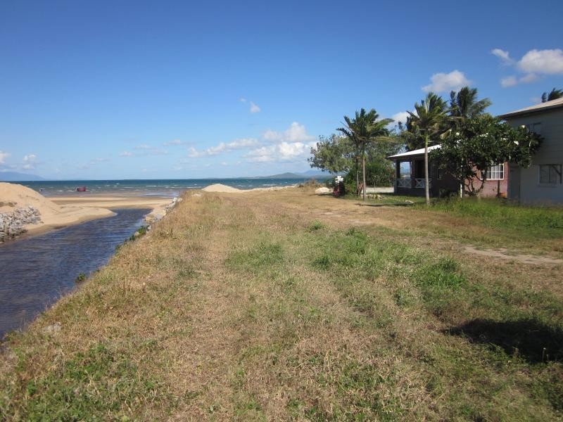 7a Thomas Street, Bowen QLD 4805