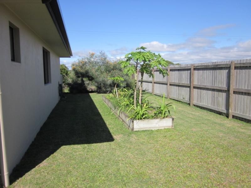 25 Catalina Court, Bowen QLD 4805