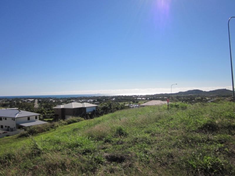 32 Tynwald Avenue, Bowen QLD 4805