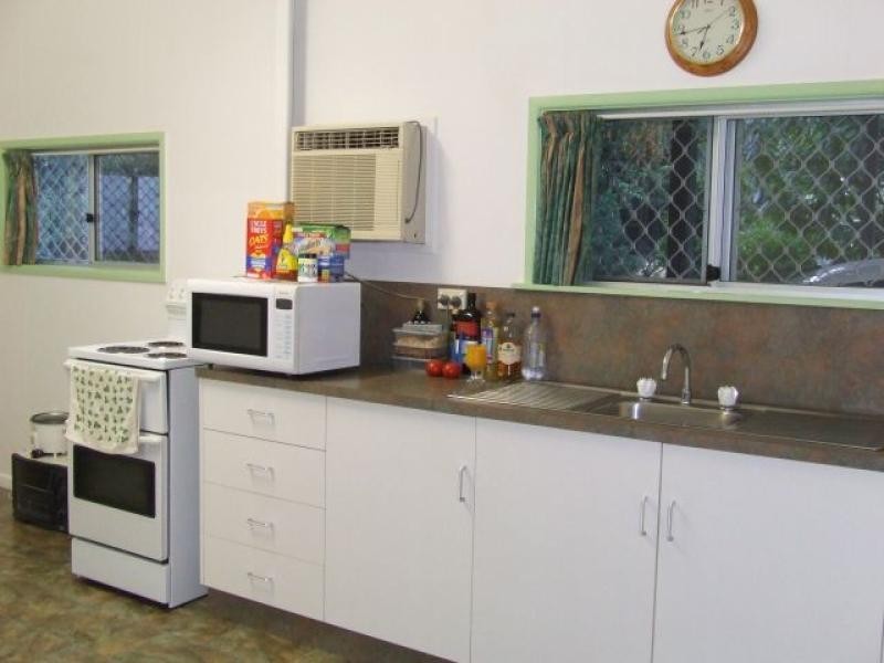 15 Scartwater Street, Collinsville QLD 4804