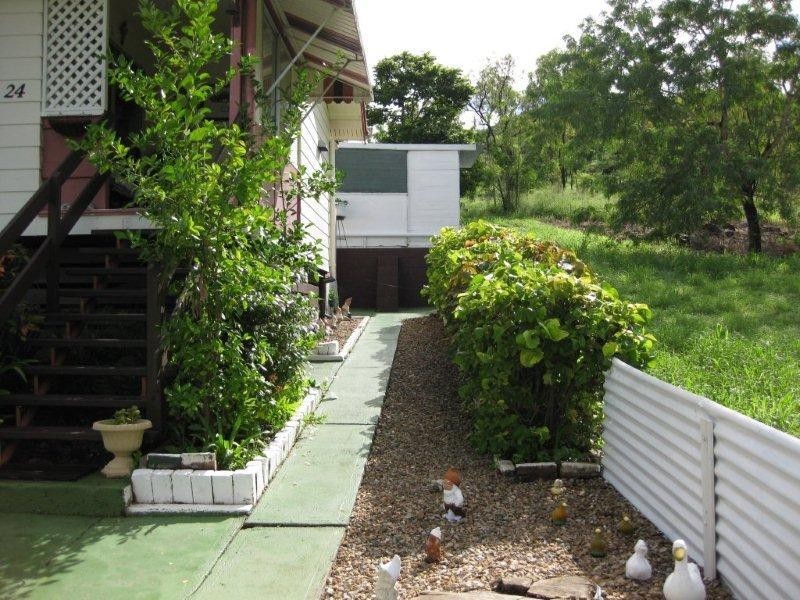 24 Scartwater Street, Collinsville QLD 4804