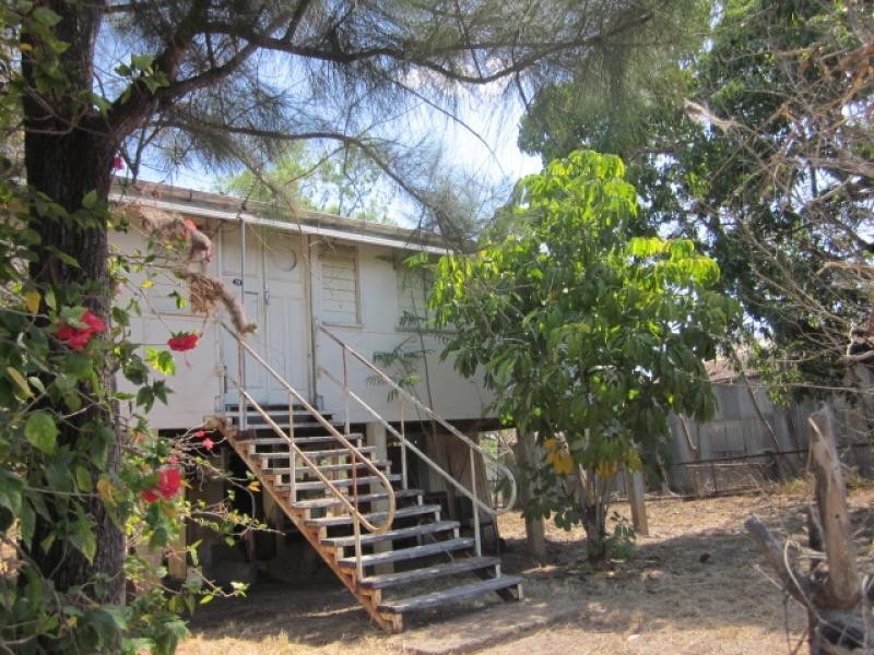 29 Conway  Street, Collinsville QLD 4804