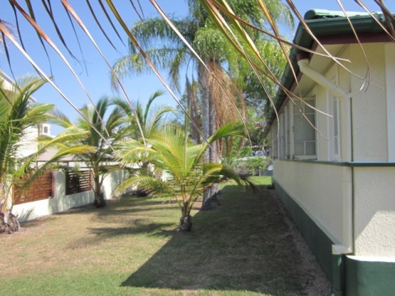 1 Lascelles Lane, Bowen QLD 4805