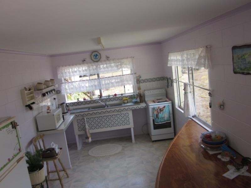 25 Thomas Street BOWEN 4805, Bowen QLD 4805