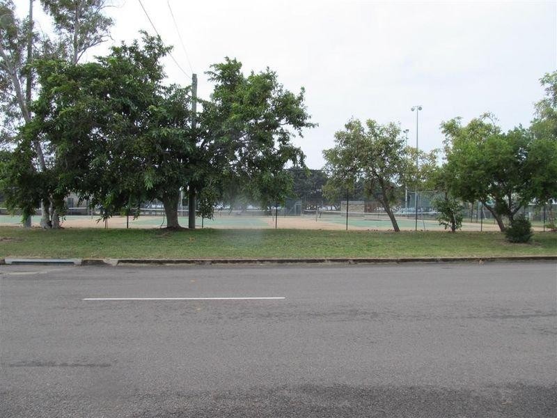 19 Murroona  Road, Bowen QLD 4805