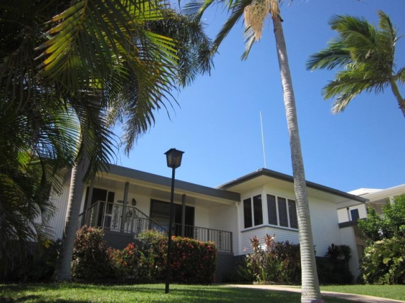 2a Sproule Street, Bowen QLD 4805