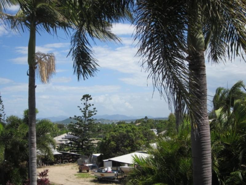 2a Sproule Street, Bowen QLD 4805