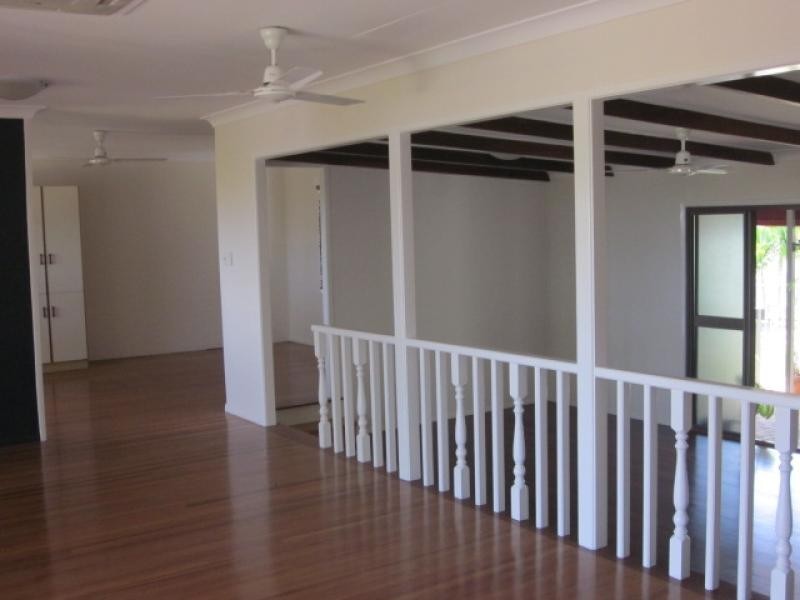 2a Sproule Street, Bowen QLD 4805