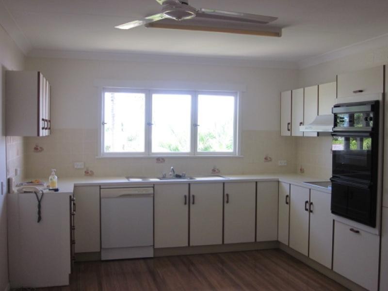 2a Sproule Street, Bowen QLD 4805