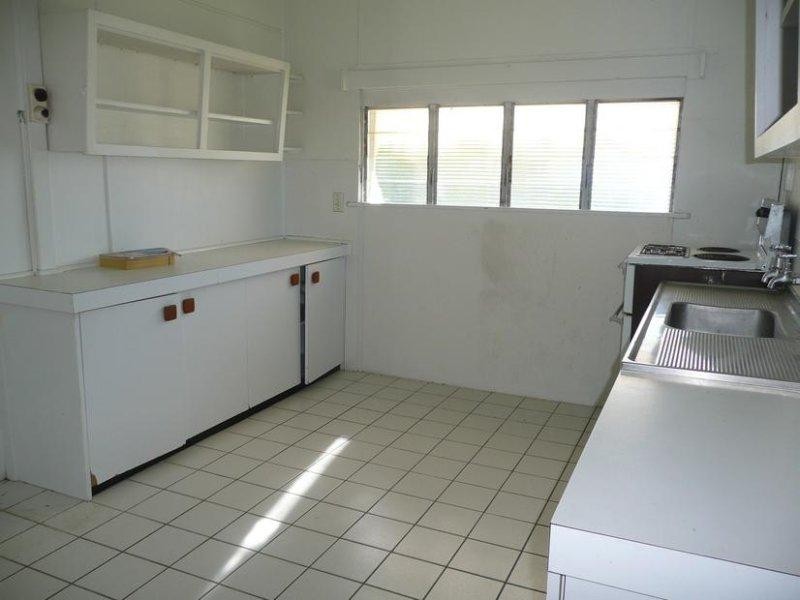 112 Herbert Street, Bowen QLD 4805