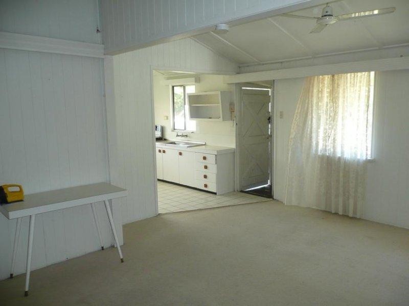 112 Herbert Street, Bowen QLD 4805