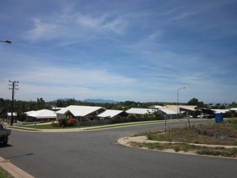 8 Tynwald  Avenue BOWEN 4805, Bowen QLD 4805