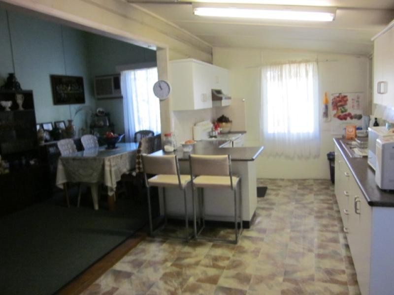 80 Powell Street, Bowen QLD 4805