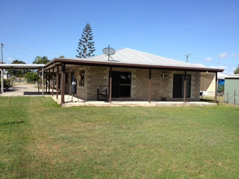 54 Lascelles Street, Bowen QLD 4805