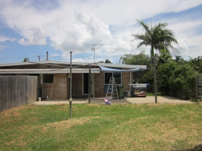 10 Marshall Street, Bowen QLD 4805