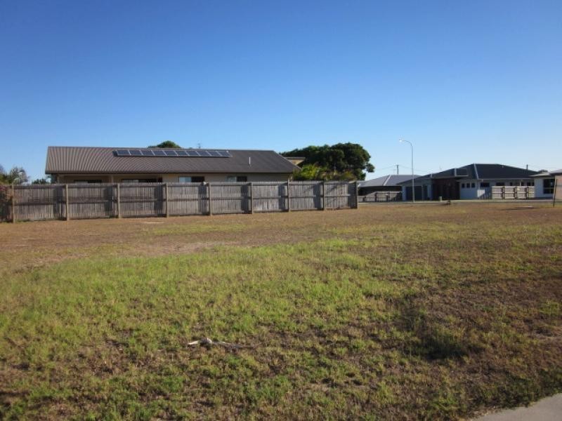 8 Lime Tree Court, Bowen QLD 4805