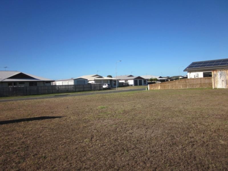 8 Lime Tree Court, Bowen QLD 4805