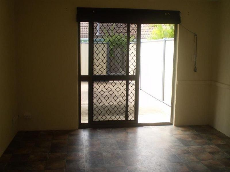 2/20 Marshall Street, Bowen QLD 4805