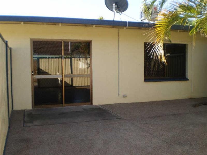 2/20 Marshall Street, Bowen QLD 4805