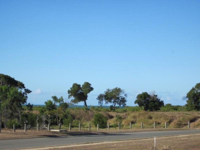 57 Marine Parade, Bowen QLD 4805