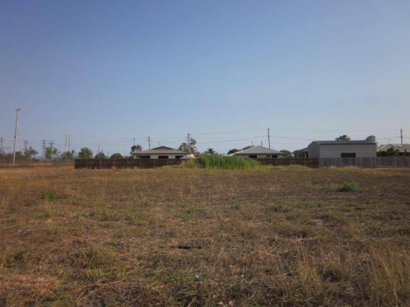 35-37 Myles Street, Bowen QLD 4805