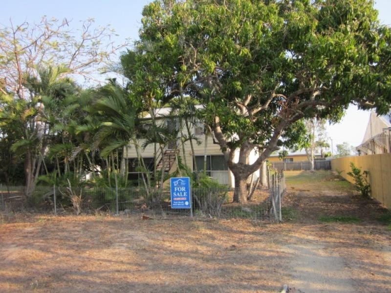 43 Lascelles Street, Bowen QLD 4805