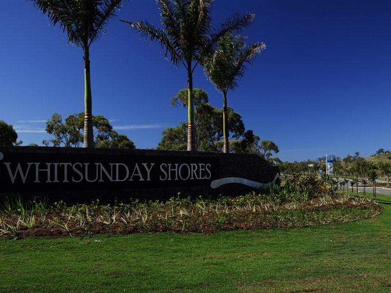 140 Ocean View  Drive, Bowen QLD 4805