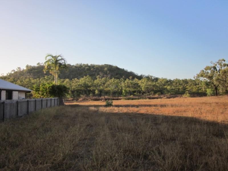 140 Ocean View  Drive, Bowen QLD 4805