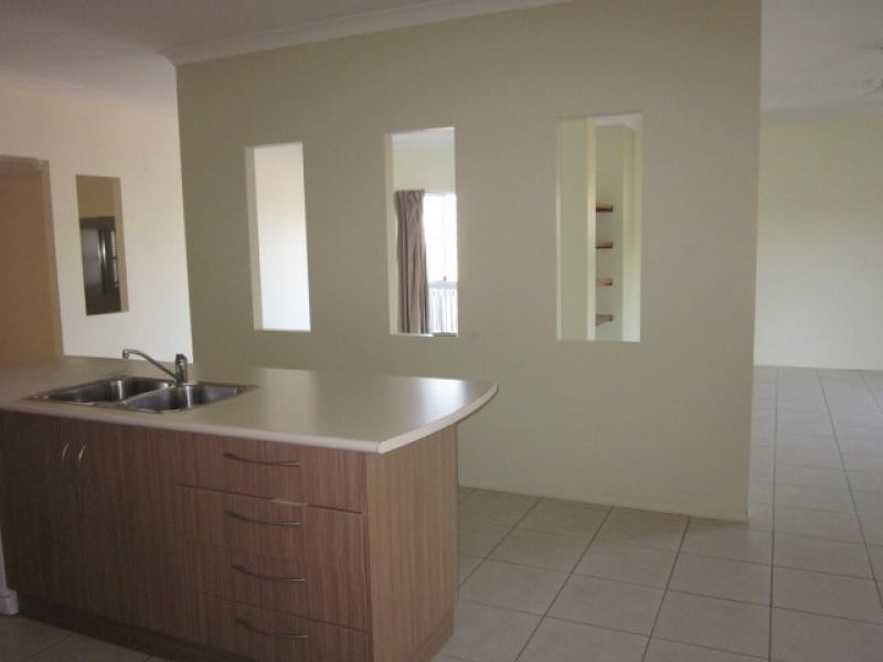 144 Ocean View Drive, Bowen QLD 4805