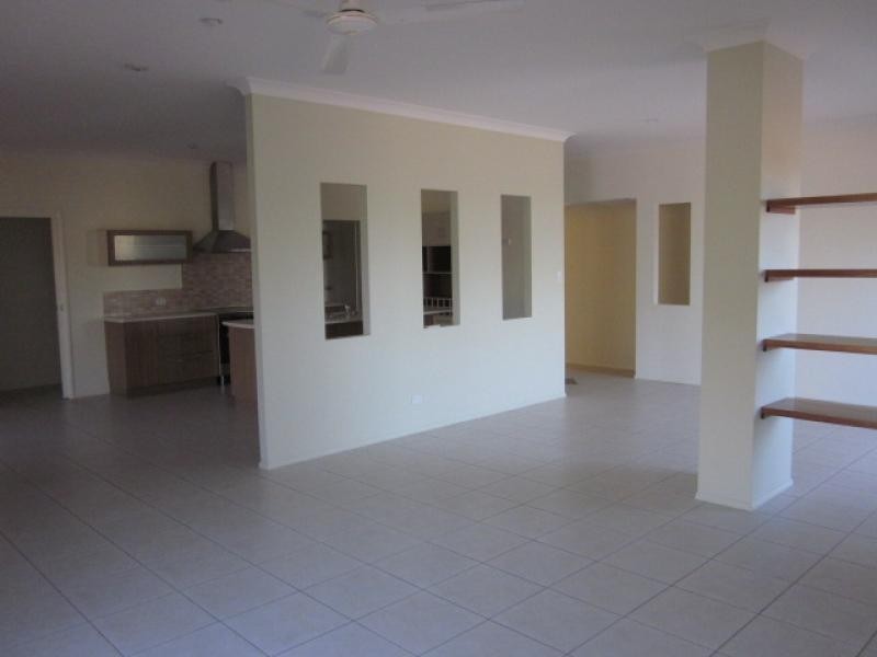 144 Ocean View Drive, Bowen QLD 4805