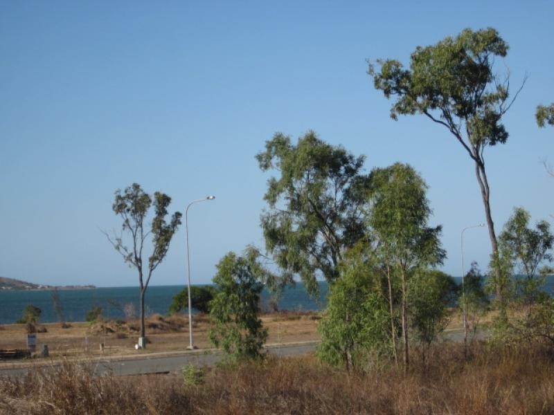 144 Ocean View Drive, Bowen QLD 4805