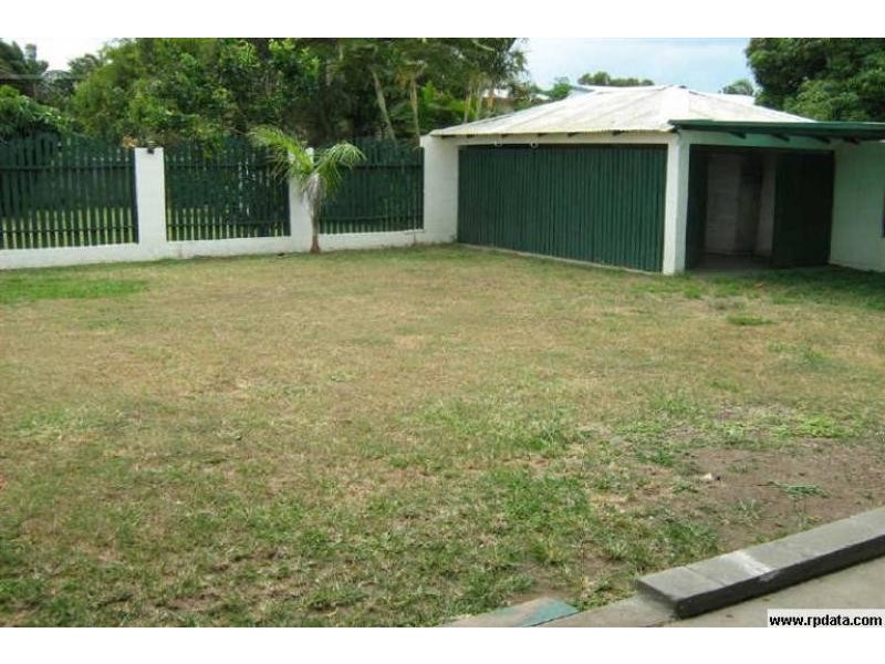 68 Argyle Pk Road, Bowen QLD 4805