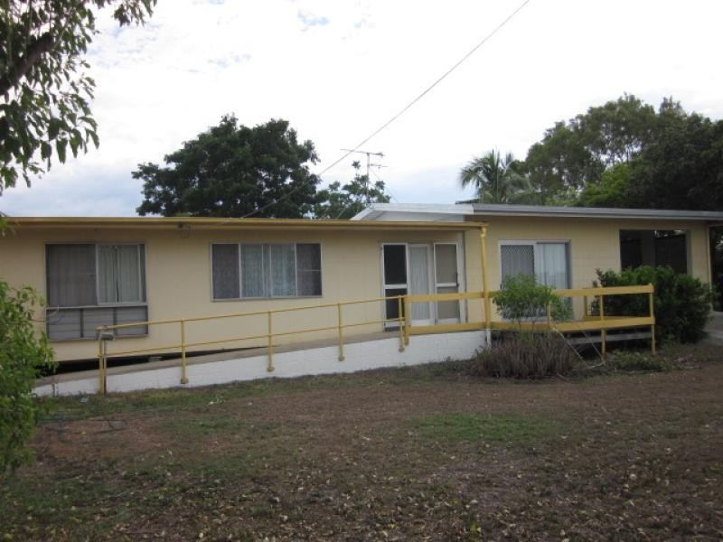81 Railway Road, Bowen QLD 4805