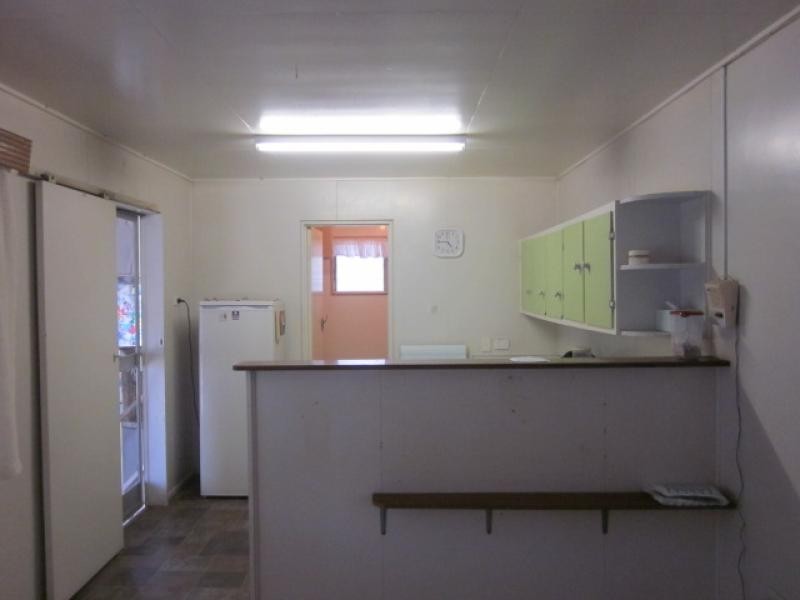 81 Railway Road, Bowen QLD 4805
