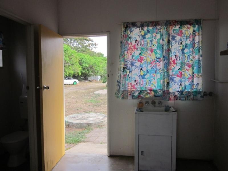 81 Railway Road, Bowen QLD 4805