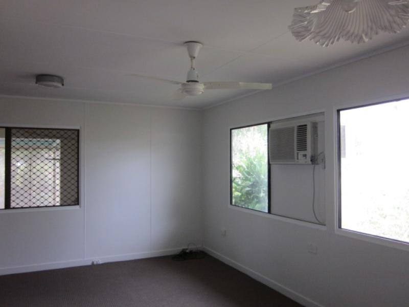 L2 Pearle Place, Bowen QLD 4805
