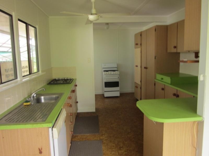 L2 Pearle Place, Bowen QLD 4805