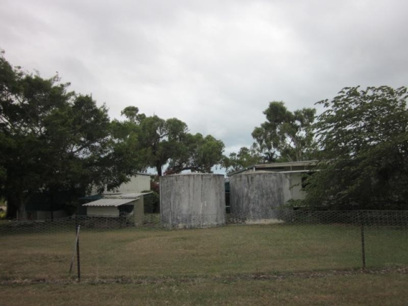 L2 Pearle Place, Bowen QLD 4805