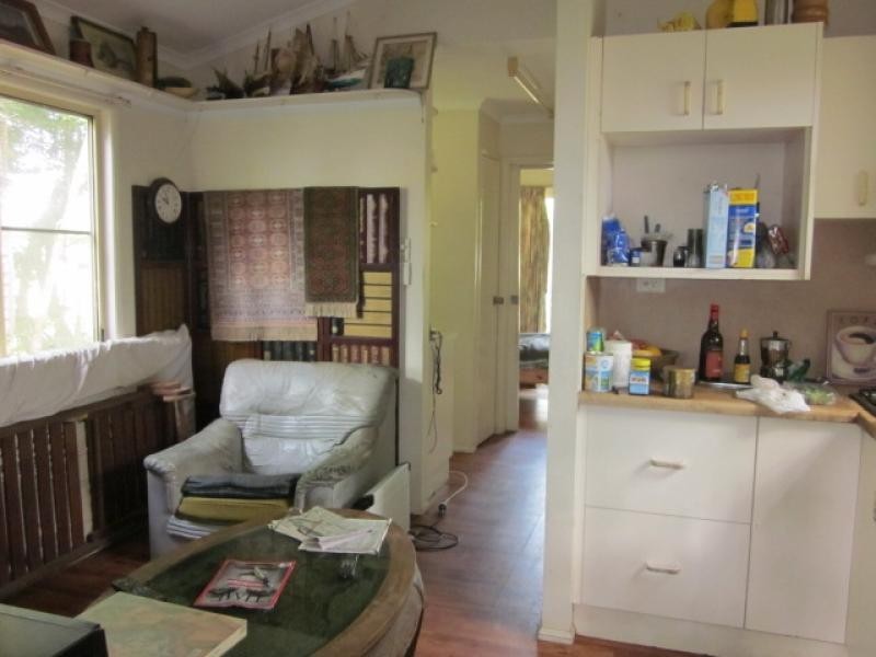 36 Gloucester Street, Bowen QLD 4805