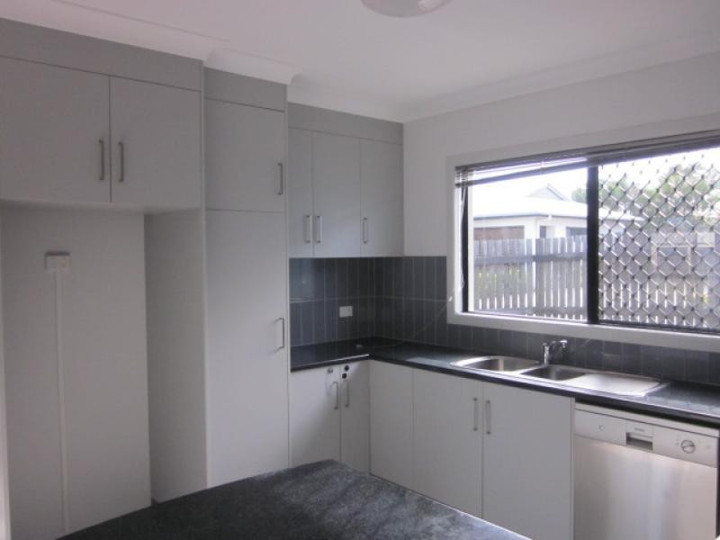 4/25 Don Street, Bowen QLD 4805
