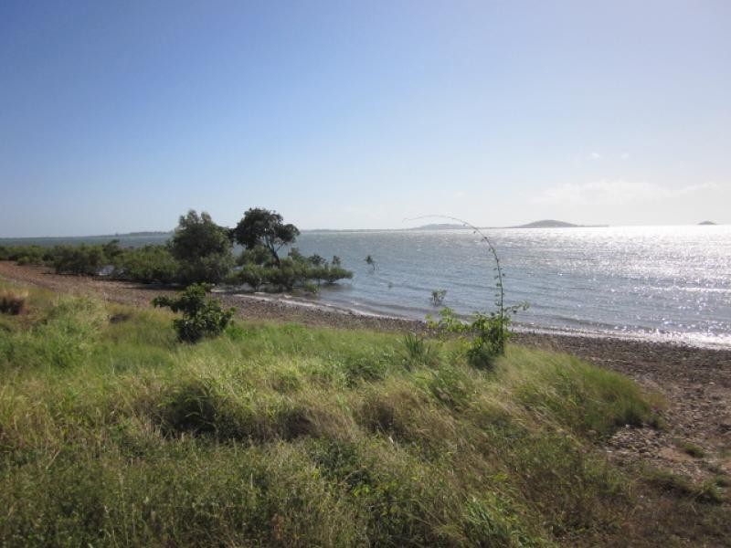 12 Bayside Court, Bowen QLD 4805