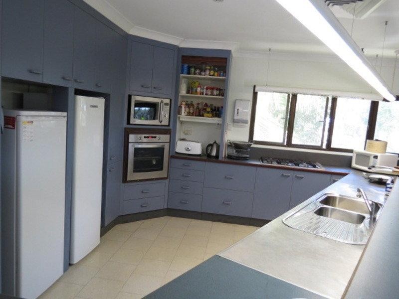 69 Hillview Road, Bowen QLD 4805