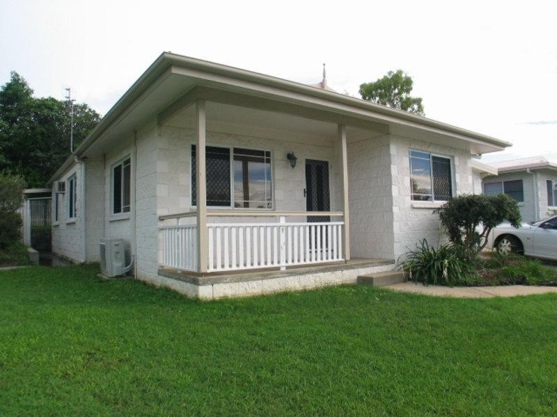 7/30 John  Street, Bowen QLD 4805
